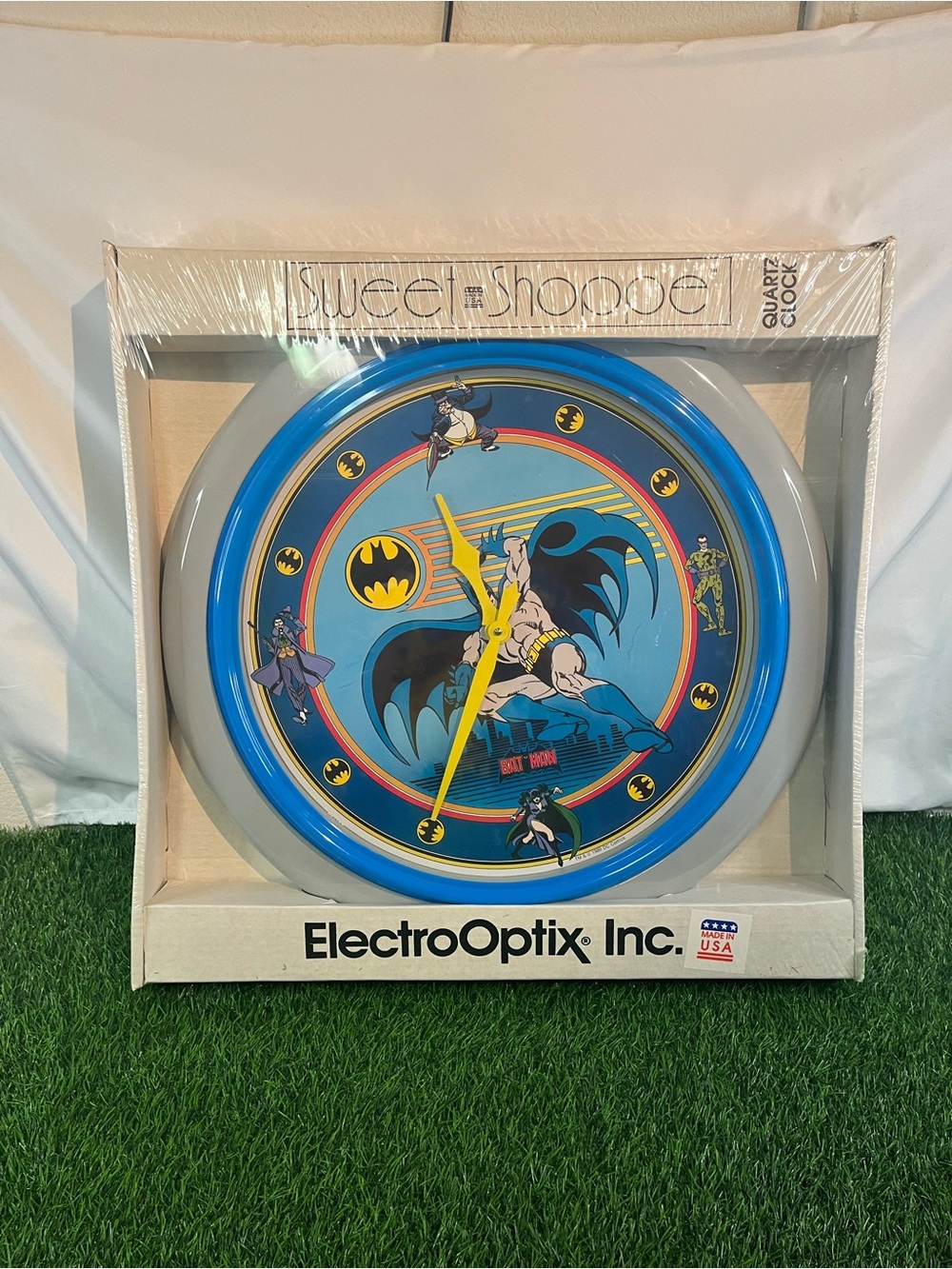 Vintage 1989 Sweet Shoppe 22" Electro Optix Batman Clock DC Comics RARE